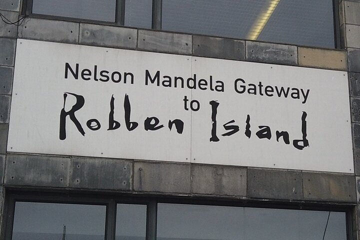 Table Mountain, Robben Island and Two Oceans Aquarium Tour - Photo 1 of 7